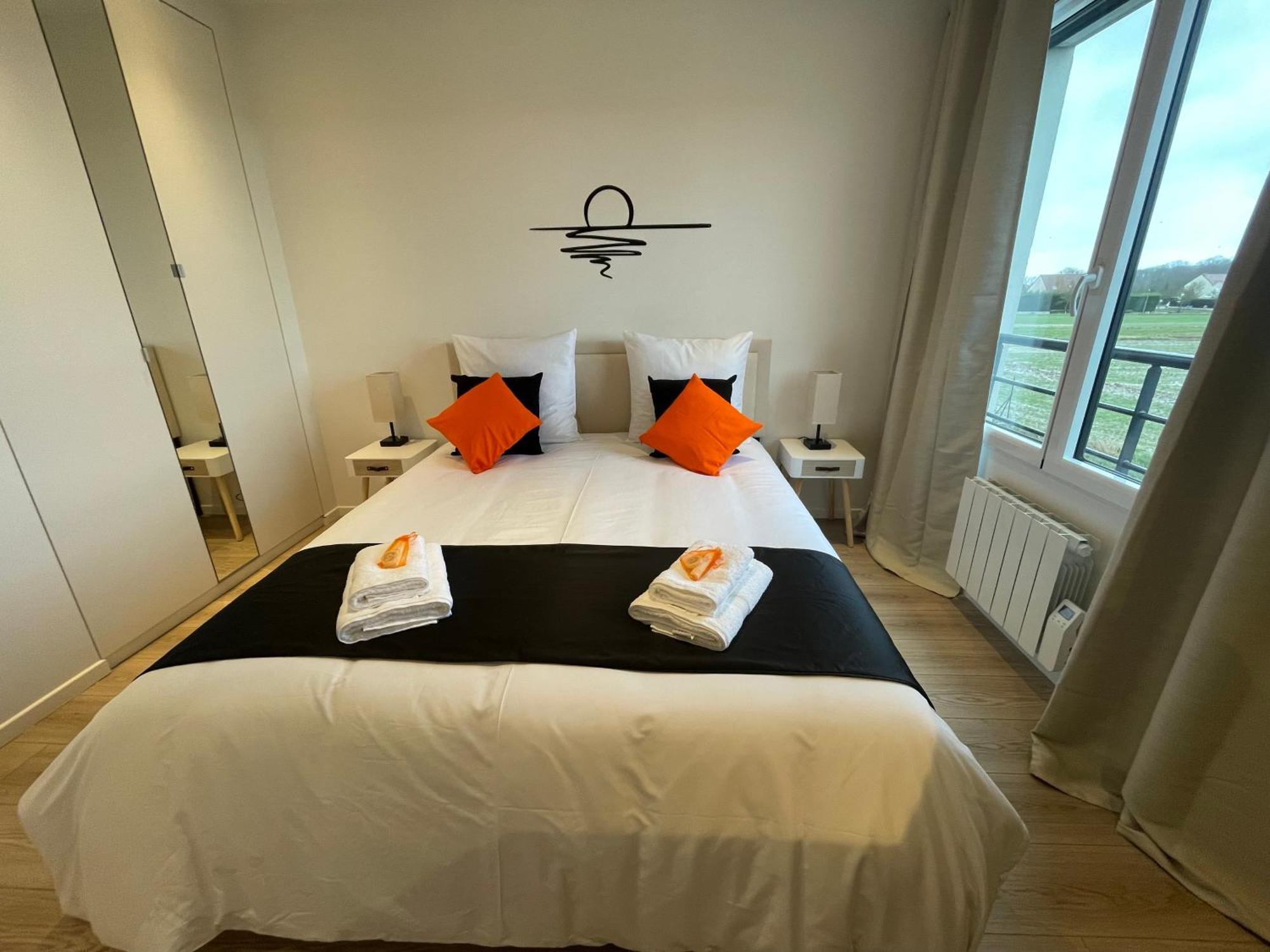 Sunset Cocoon T2 46M2 Proche Centre Ville Villejust Luaran gambar