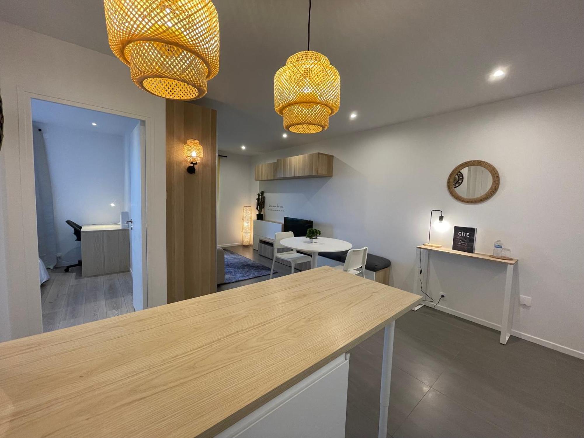 Sunset Cocoon T2 46M2 Proche Centre Ville Villejust Luaran gambar
